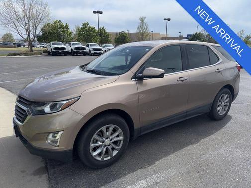 Sandy Ridge Metallic 2018 Chevrolet Equinox LT