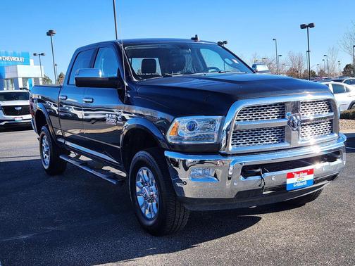 2018 RAM 2500 Laramie Crew Cab 4x4 6'4' Box