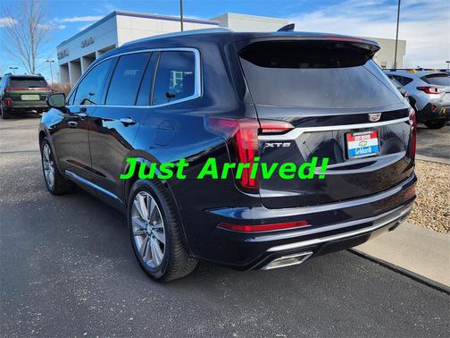 2022 Cadillac XT6 Premium Luxury FWD