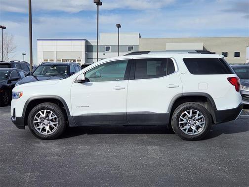 2023 GMC Acadia AWD SLT