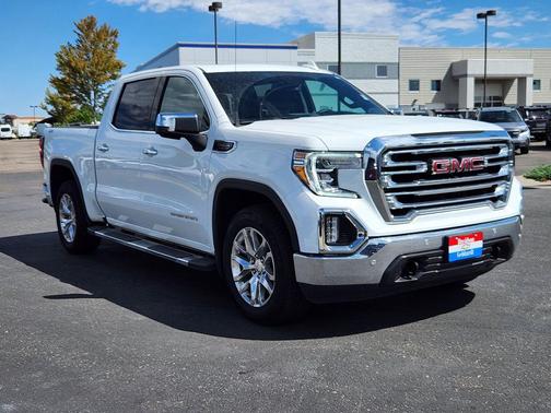 Summit White 2022 GMC Sierra 1500 SLT