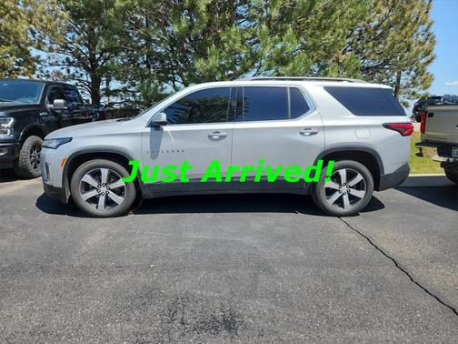 2022 Chevrolet Traverse LT Leather