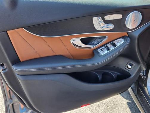 2021 Mercedes-Benz GLC 300 4MATIC