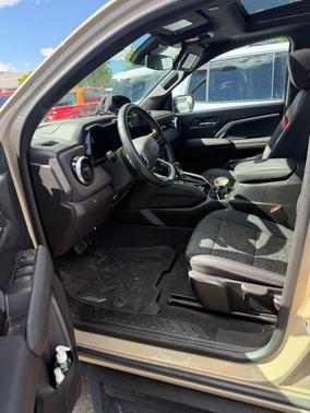 Sand Dune Metallic 2023 Chevrolet Colorado Z71
