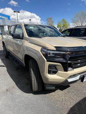 Sand Dune Metallic 2023 Chevrolet Colorado Z71