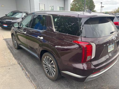 Sierra Burgundy 2024 Hyundai PALISADE Calligraphy