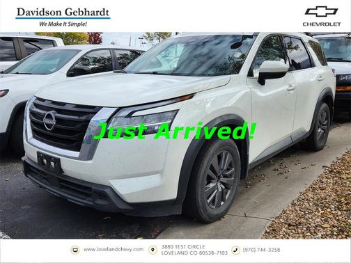 2022 Nissan Pathfinder SV 4WD
