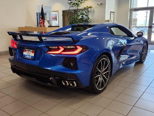 Riptide Blue Metallic 2026 Chevrolet Corvette Stingray w/2LT