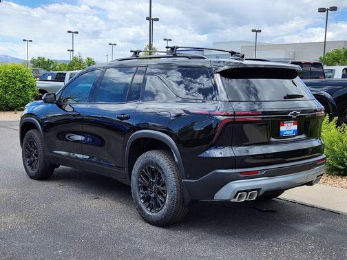 Mosaic Black Metallic 2026 Chevrolet Traverse AWD Z71
