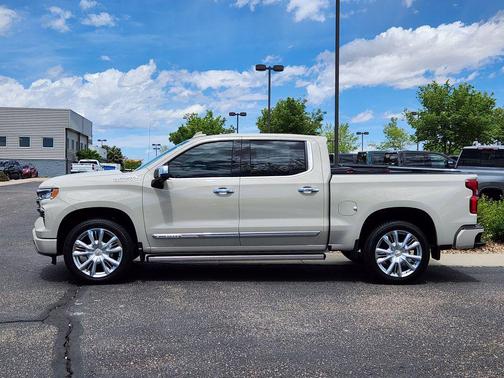 White Sands 2026 Chevrolet Silverado 1500 High Country