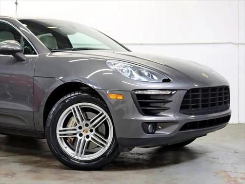 2016 Porsche Macan S