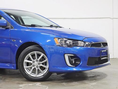 2016 Mitsubishi Lancer SE