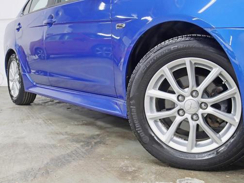 2016 Mitsubishi Lancer SE