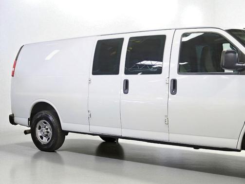 2016 Chevrolet Express 3500 3500 Cargo Extended