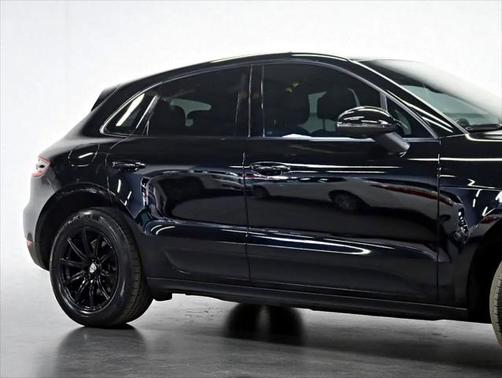2018 Porsche Macan Base
