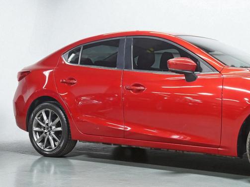 2018 Mazda Mazda3 Touring