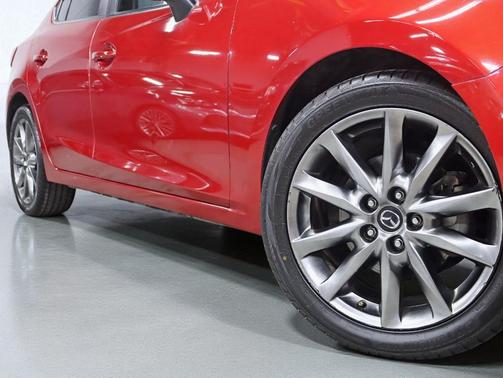 2018 Mazda Mazda3 Touring