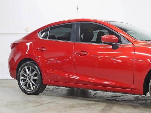 2018 Mazda Mazda3 Touring