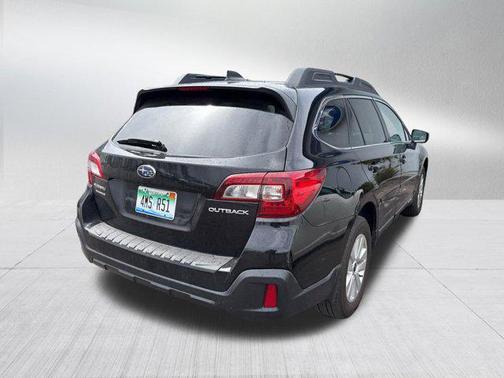 Crystal Black Silica 2019 Subaru Outback 2.5i Premium