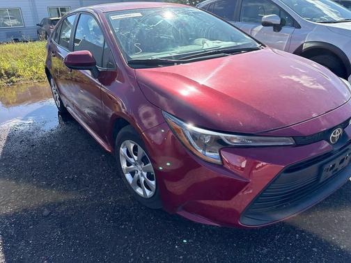 Ruby Flare Pearl 2025 Toyota Corolla LE