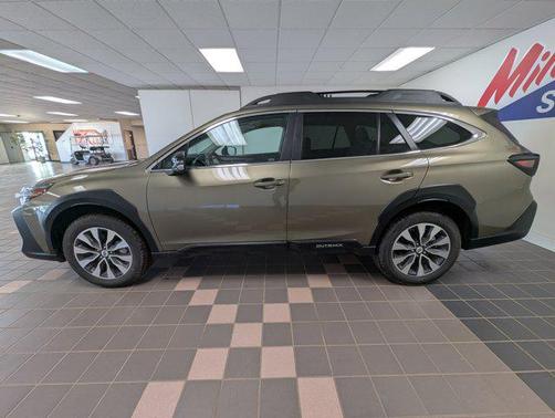 2025 Subaru Outback Limited XT