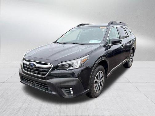 Crystal Black Silica 2022 Subaru Outback Premium