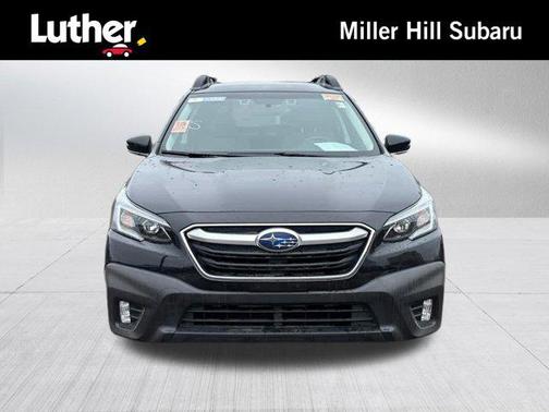 Crystal Black Silica 2022 Subaru Outback Premium