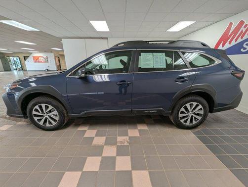 2025 Subaru Outback Base