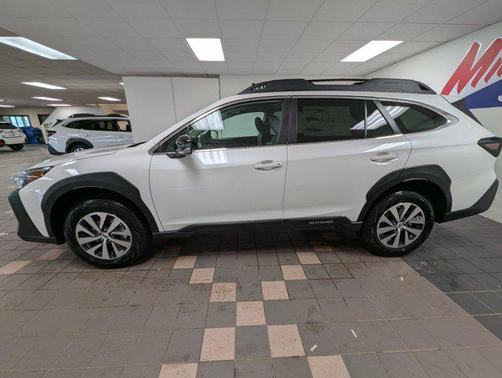 2025 Subaru Outback Premium