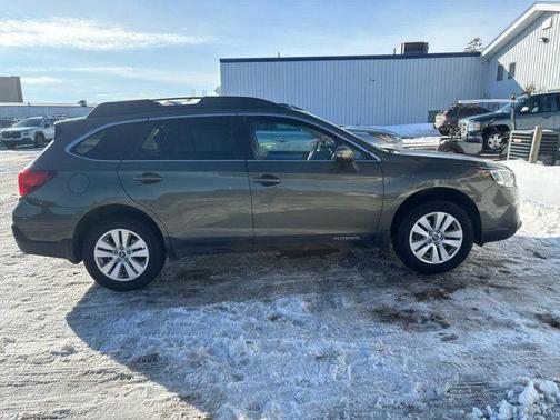 2018 Subaru Outback 2.5i Premium