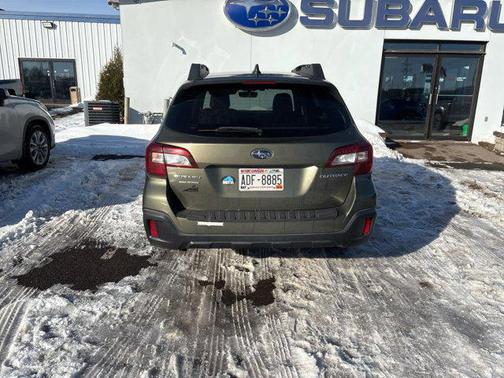 2018 Subaru Outback 2.5i Premium