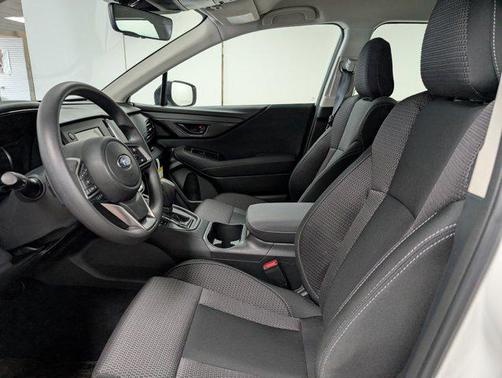 2025 Subaru Outback Base