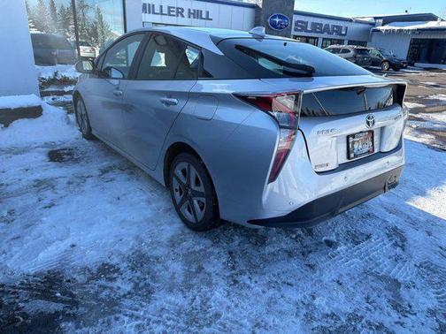 2018 Toyota Prius Four Touring