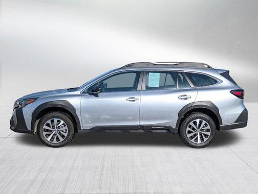 2025 Subaru Outback Base