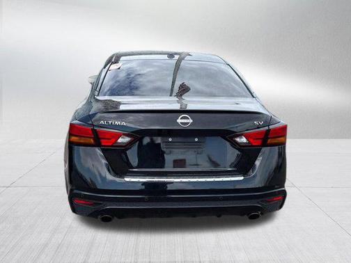 Super Black 2023 Nissan Altima 2.5 SV