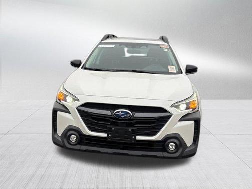 Crystal White Pearl 2023 Subaru Outback Premium