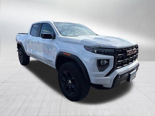 Summit White 2024 GMC Canyon Elevation