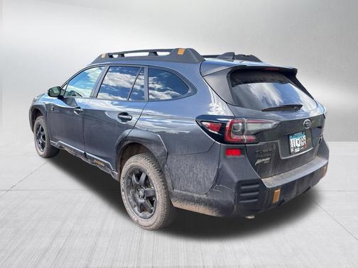 Magnetite Gray Metallic 2024 Subaru Outback Wilderness