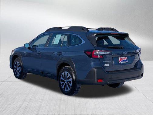 2025 Subaru Outback Base