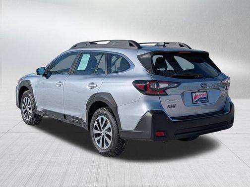 2025 Subaru Outback Base
