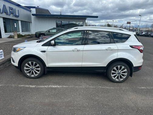 White Platinum Metallic Tri-Coat 2018 Ford Escape Titanium