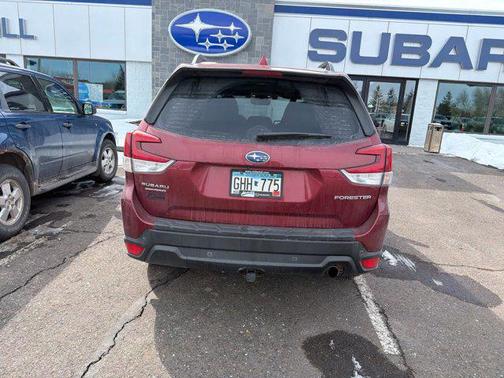 Crimson Red Pearl 2021 Subaru Forester Limited