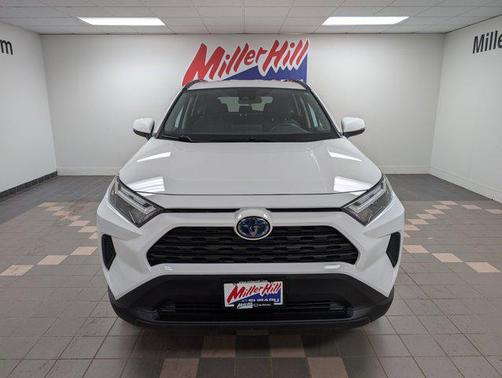 2022 Toyota RAV4 Hybrid XLE