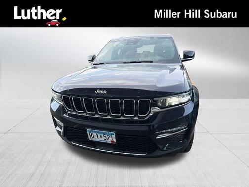Midnight Sky 2024 Jeep Grand Cherokee Limited