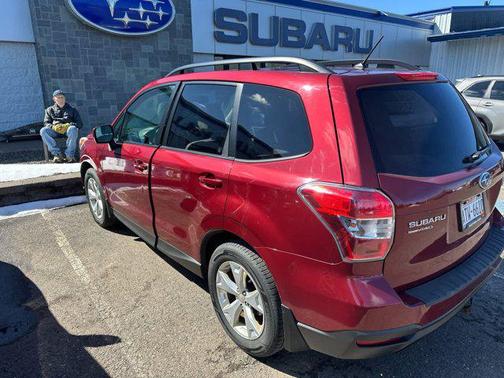 Venetian Red Pearl 2014 Subaru Forester 2.5i Premium