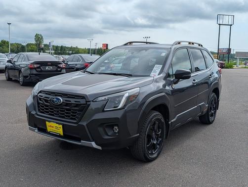Magnetite Gray Metallic 2024 Subaru Forester Wilderness