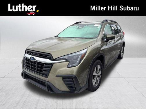 Autumn Green Metallic 2025 Subaru Ascent Premium 8-Passenger