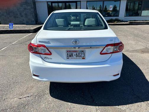 Super White 2011 Toyota Corolla LE