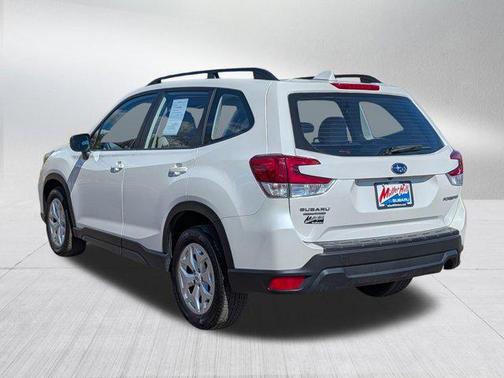 Crystal White Pearl 2020 Subaru Forester Base