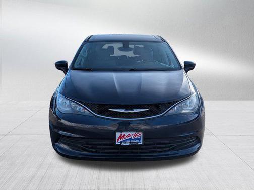 2017 Chrysler Pacifica LX